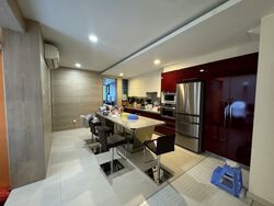 Henry Park (D10), Terrace #444481981